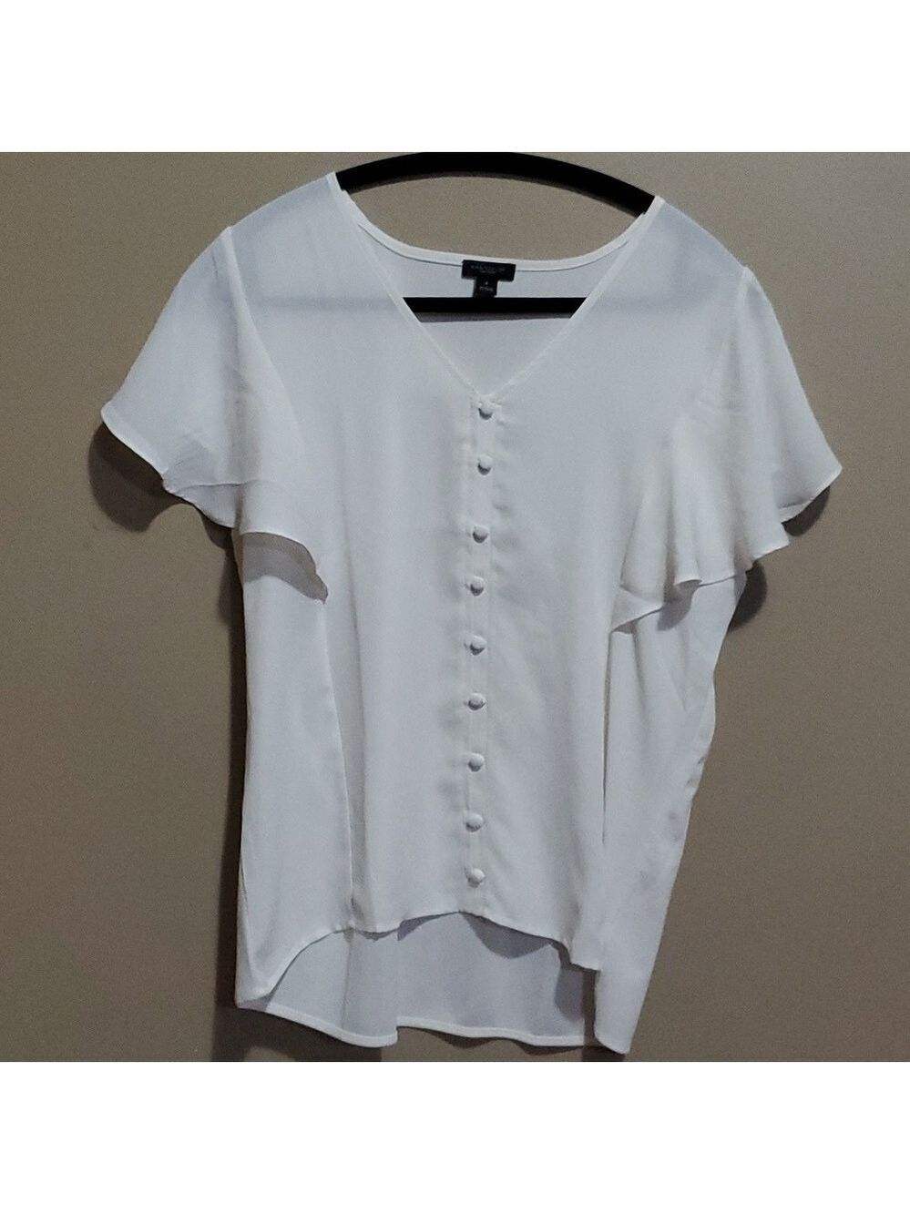 Ann Taylor top size medium